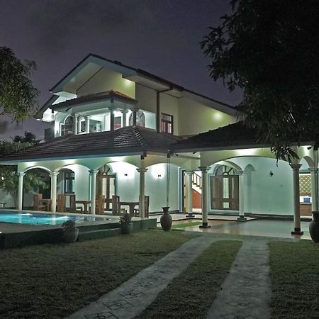 Sri Ra'Anana Villa Маравила Екстериор снимка