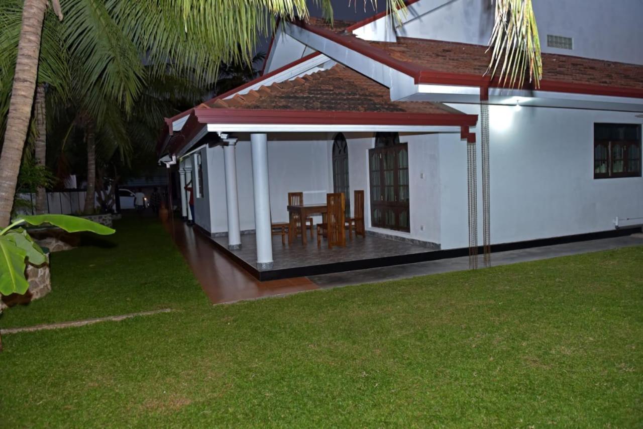Sri Ra'Anana Villa Маравила Екстериор снимка