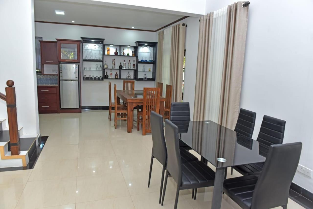 Sri Ra'Anana Villa Маравила Екстериор снимка