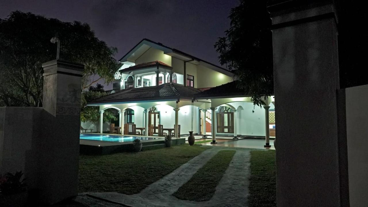 Sri Ra'Anana Villa Маравила Екстериор снимка