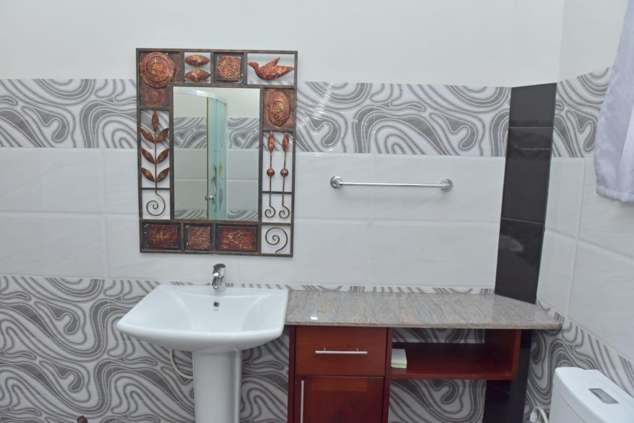 Sri Ra'Anana Villa Маравила Екстериор снимка