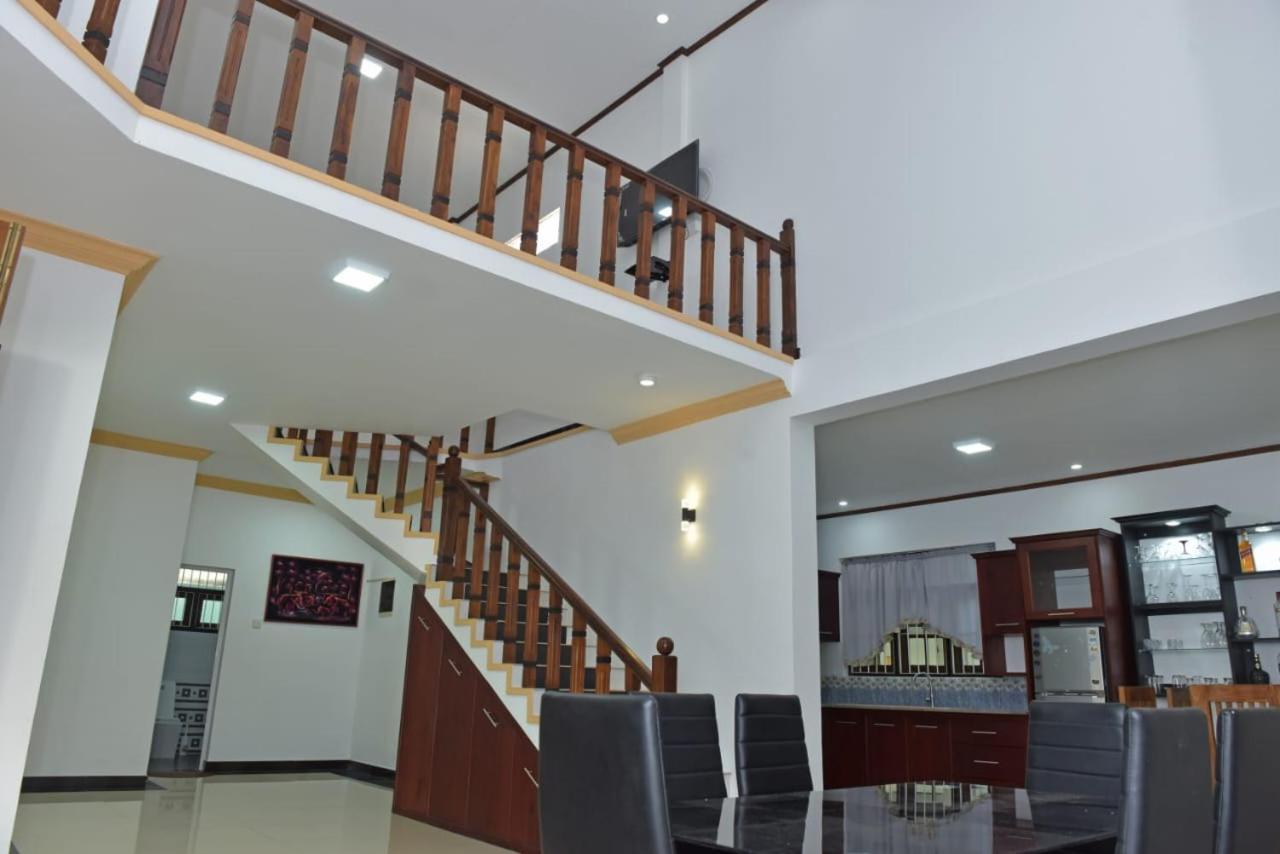 Sri Ra'Anana Villa Маравила Екстериор снимка